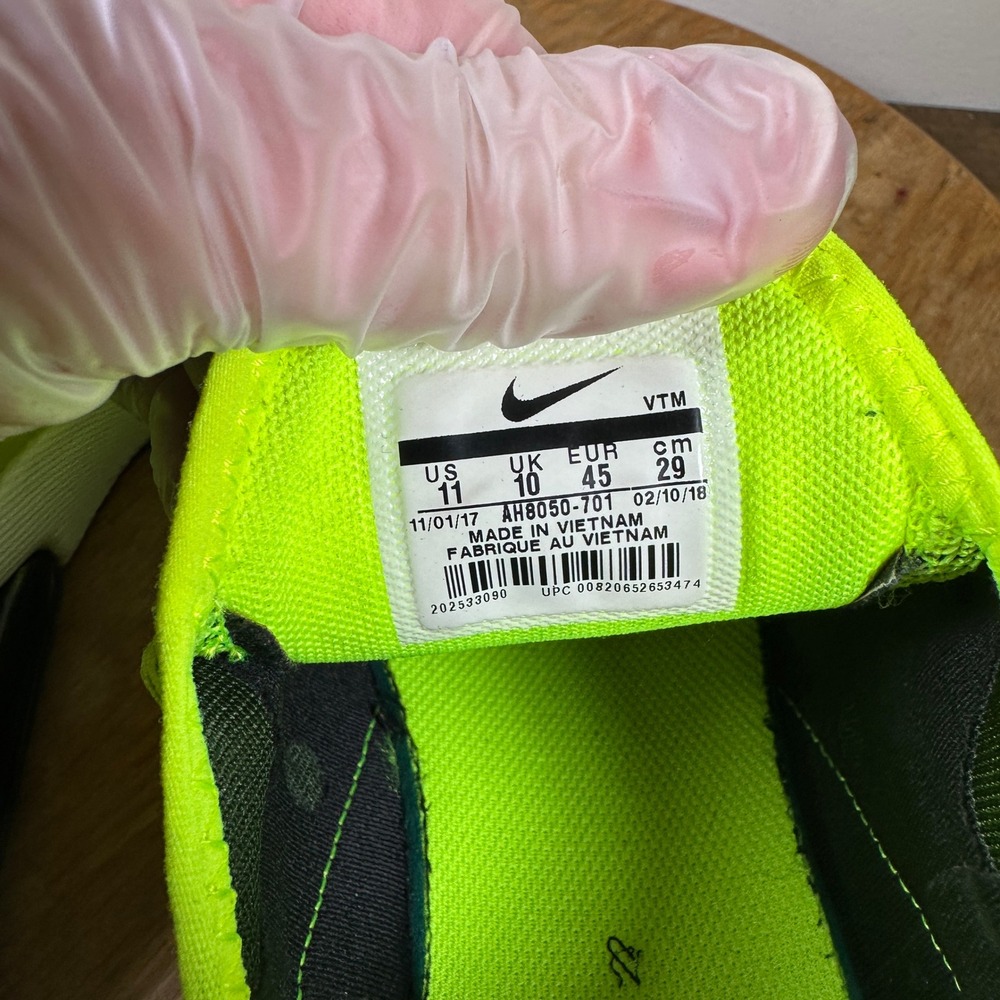 Nike Air Max 270 Volt Neon Green Black Mens Running Shoes AH8050-701 Size 11 - Picture 8 of 8
